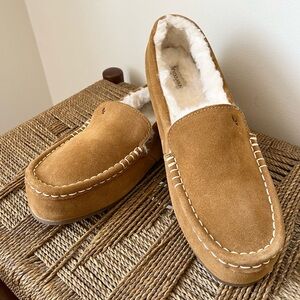 Koolaburra by UGG Shoes Women’s 9.5 Tan Lezly Suede Slip On Loafer Slippers